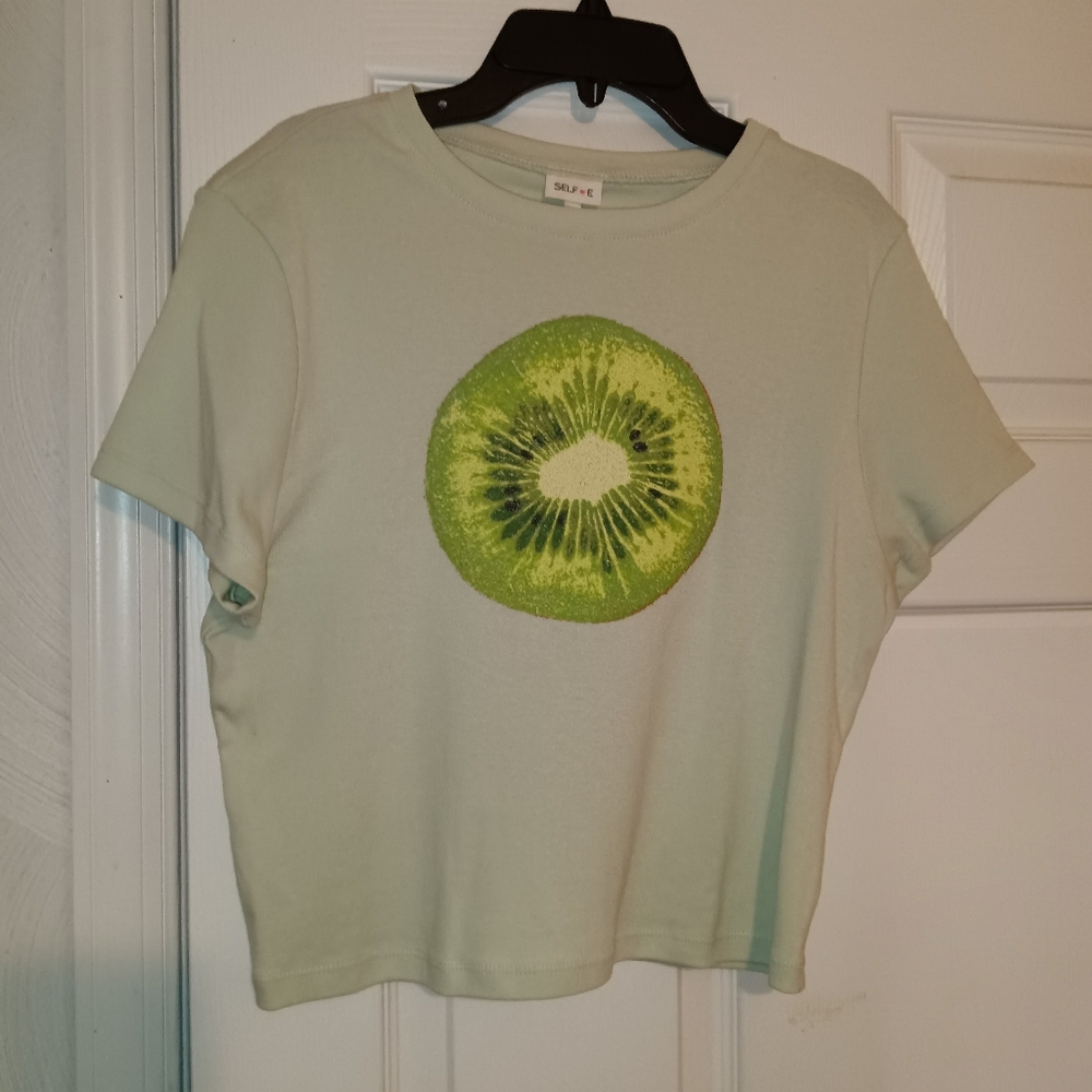 ✨(NWT) Kiwi Print Green Junior-XL Tee By Self🩷e(PTP 18" L 18") - Picture 3 of 7